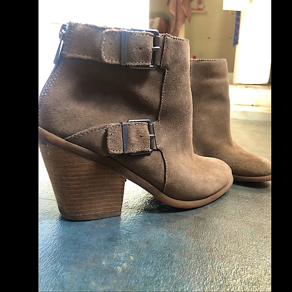 Lucky brand ankle boots